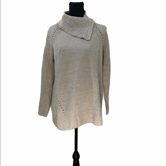 Style & Co. Women’s Pull-over Sweater - Picture 2 of 5